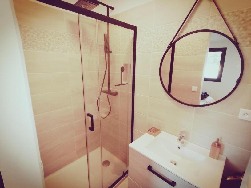 Malaucène Gite De Charme Spa Privatif L'Oustau Di Tonin מראה חיצוני תמונה